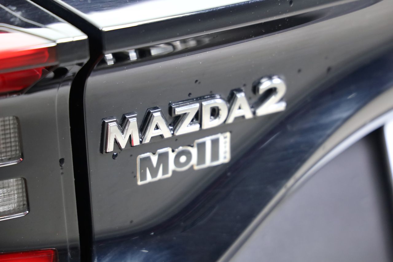 Foto Mazda Mazda2 25