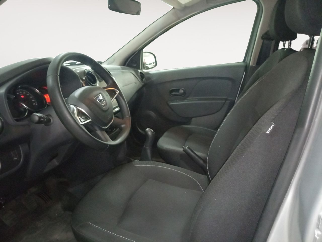 Foto Dacia Logan 8