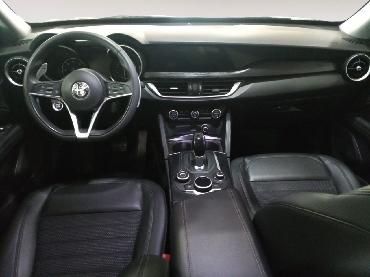 Foto Alfa Romeo Stelvio 6