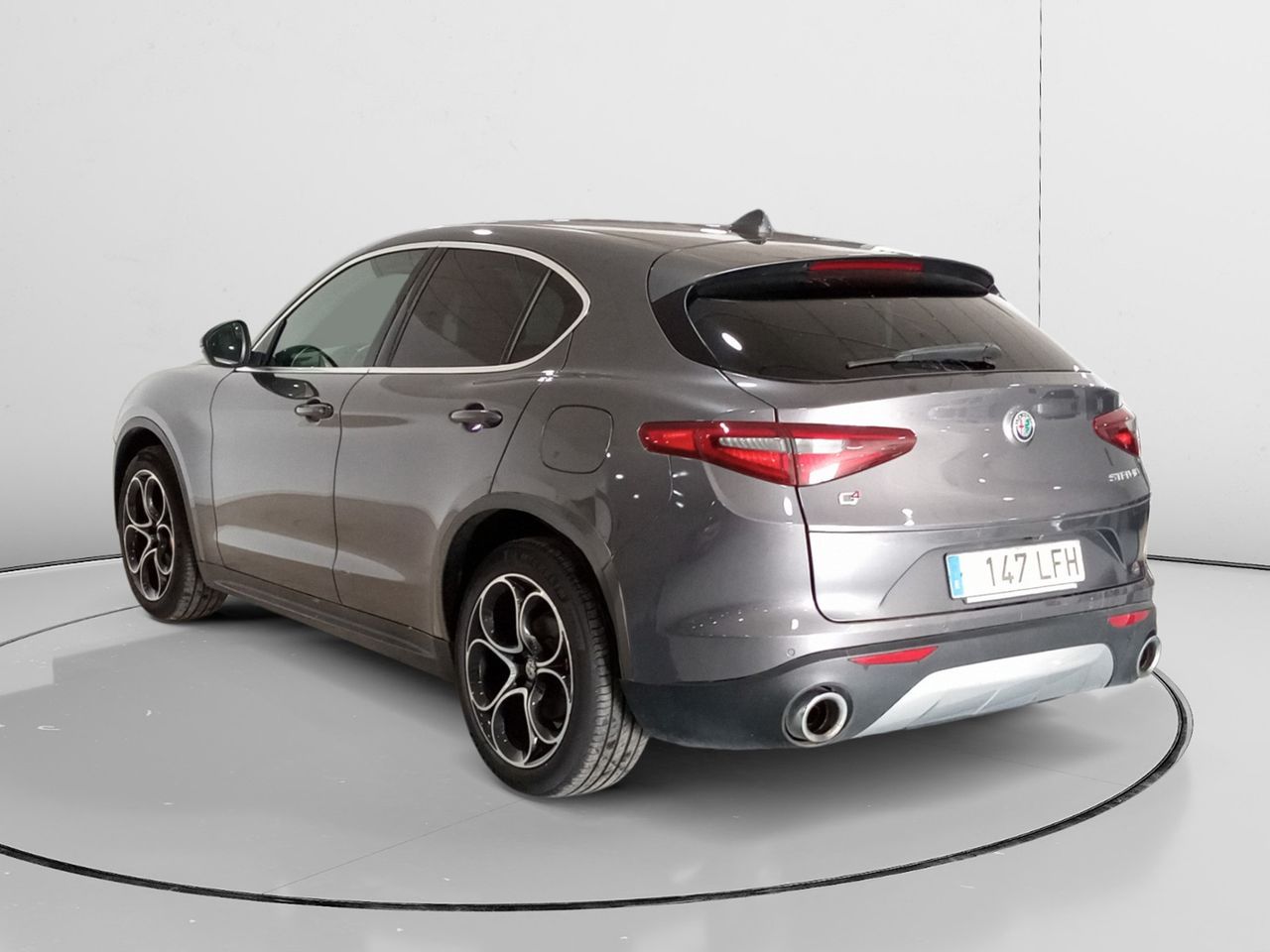 Foto Alfa Romeo Stelvio 4