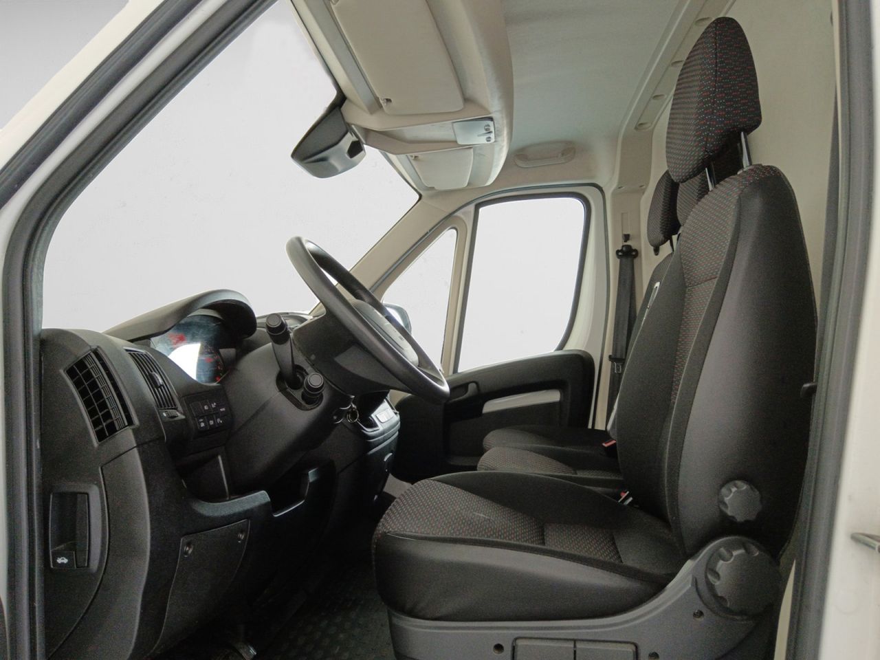 Foto Peugeot Boxer 8