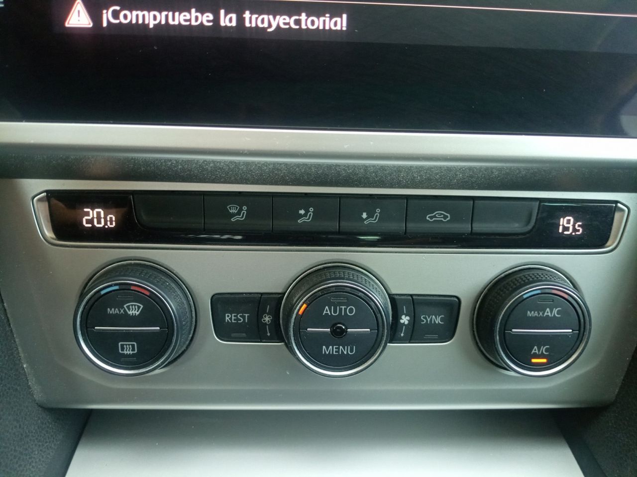 Foto Volkswagen Passat 19