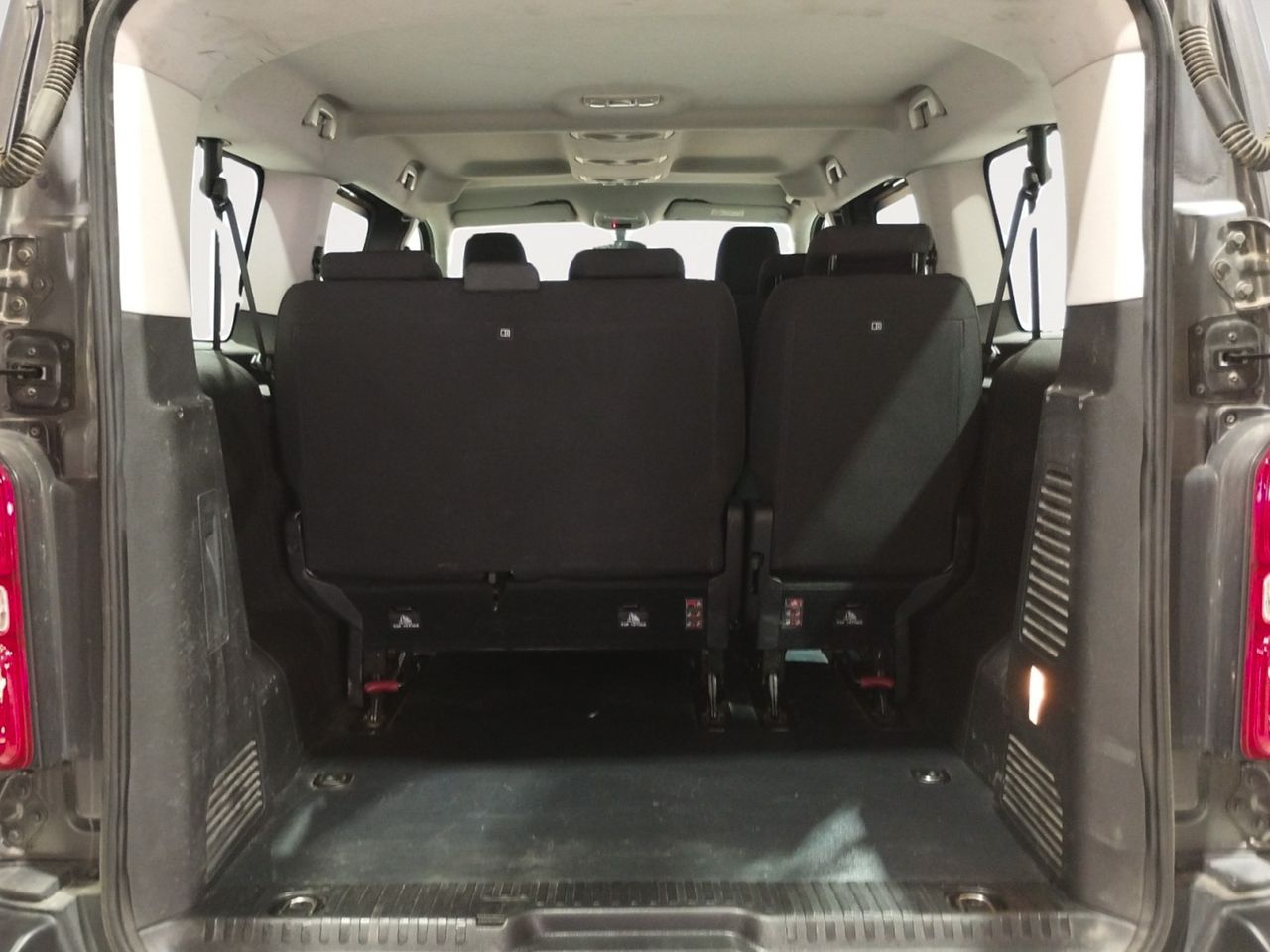 Foto Opel Vivaro 12