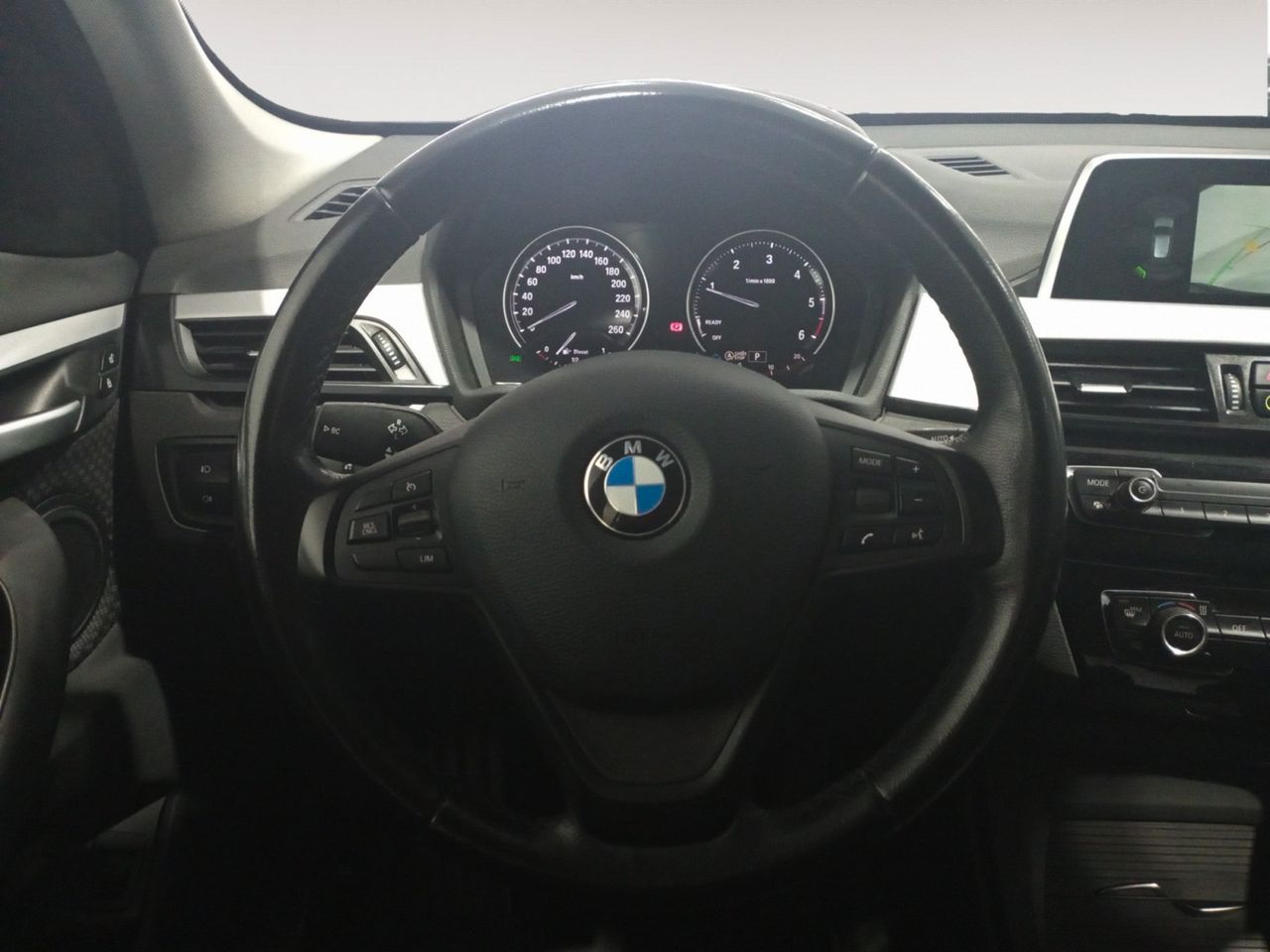 Foto BMW X1 7