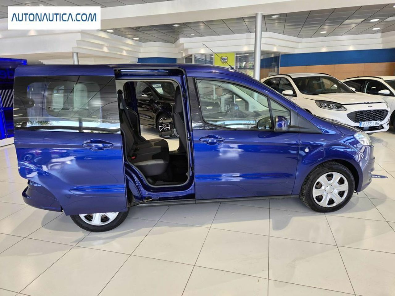 Foto Ford Tourneo Courier 7