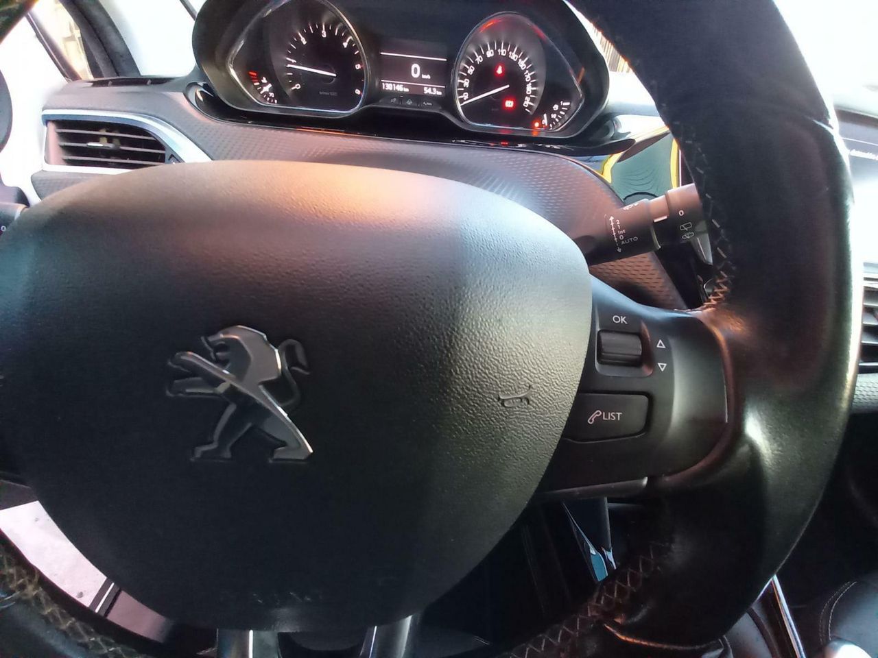 Foto Peugeot 2008 14