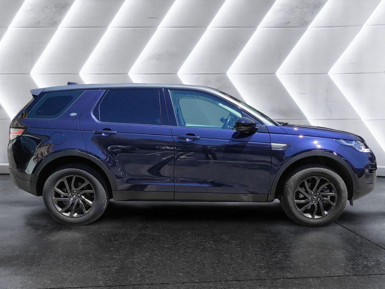 Foto Land-Rover Discovery Sport 4