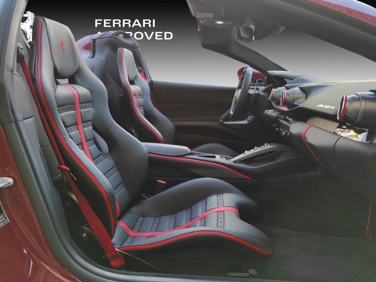 Foto Ferrari 812 10