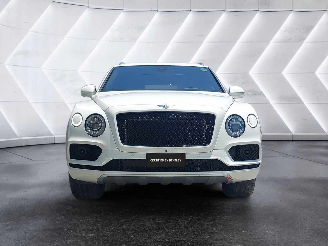 Foto Bentley Bentayga 2