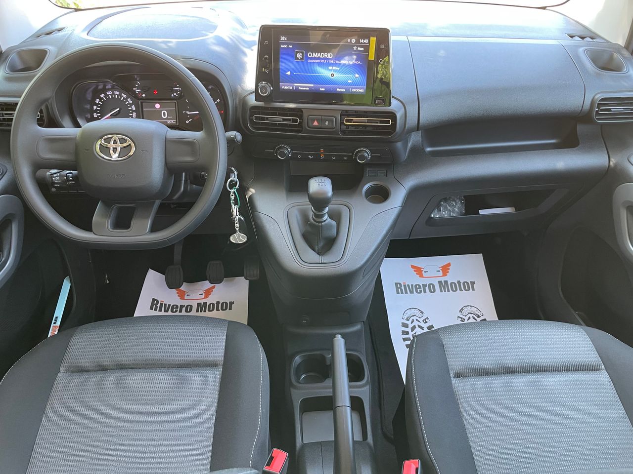 Foto Toyota Proace 9