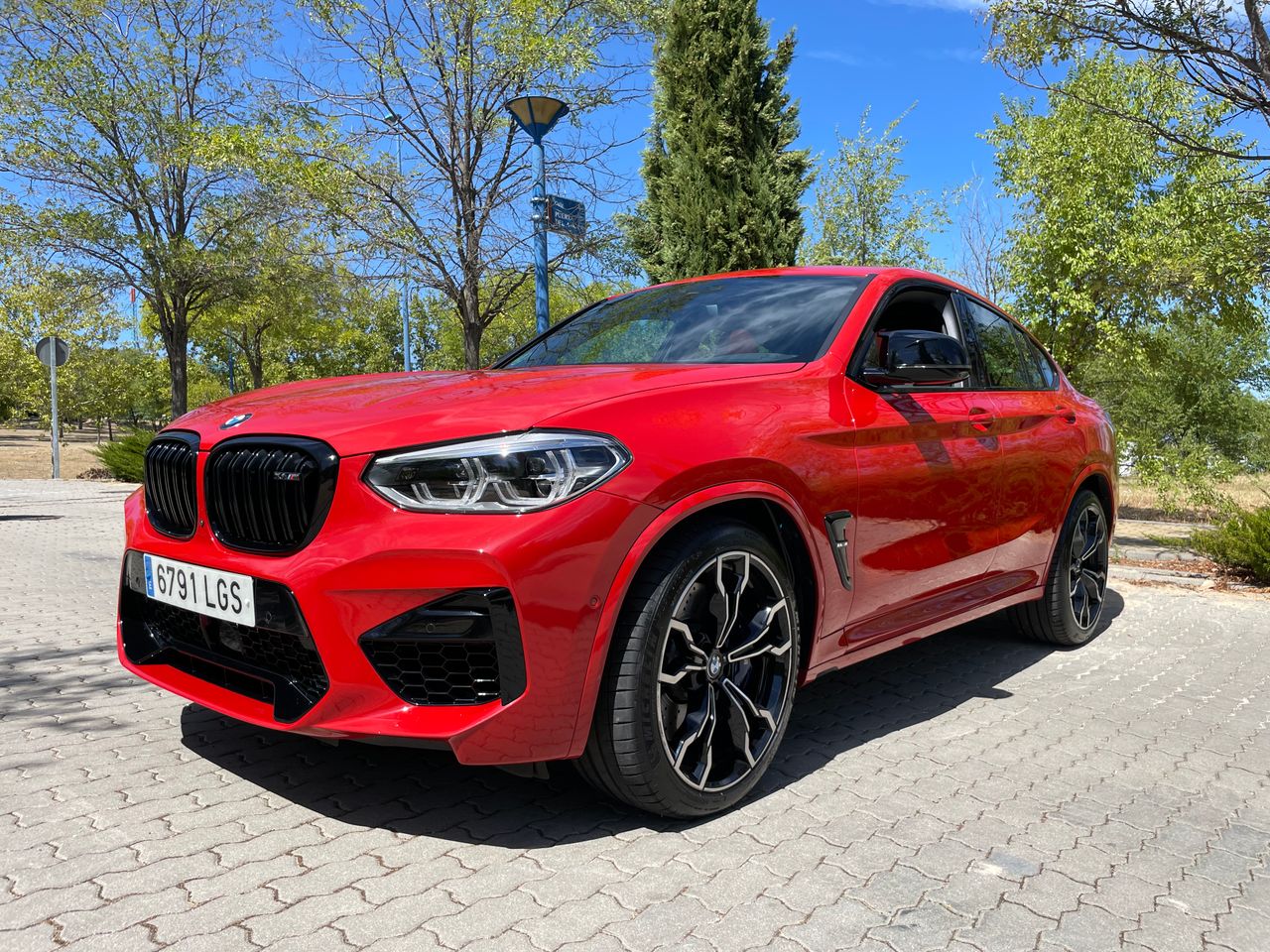 Foto BMW X4 8