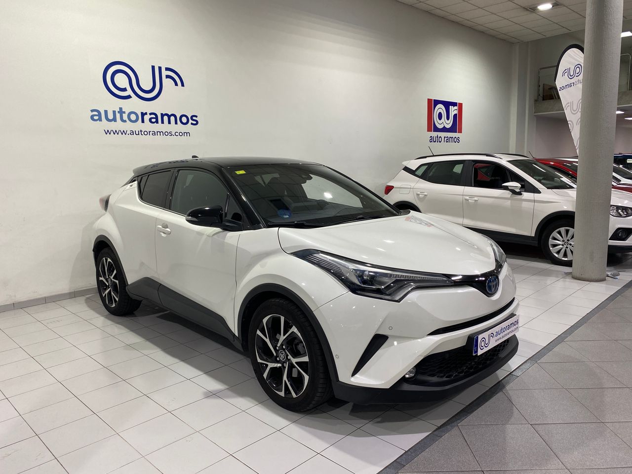 Foto Toyota C-HR 3