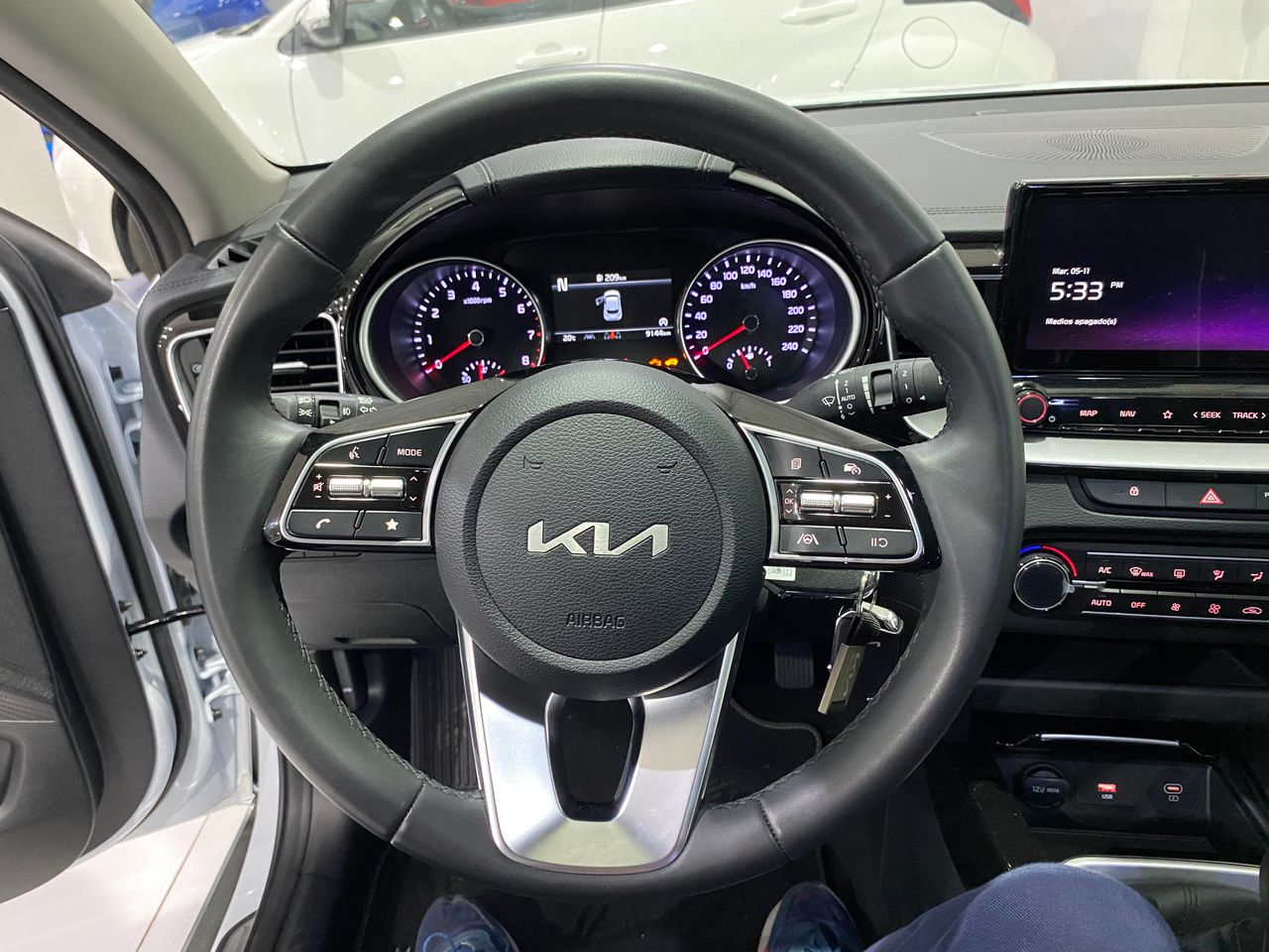 Foto Kia XCeed 19