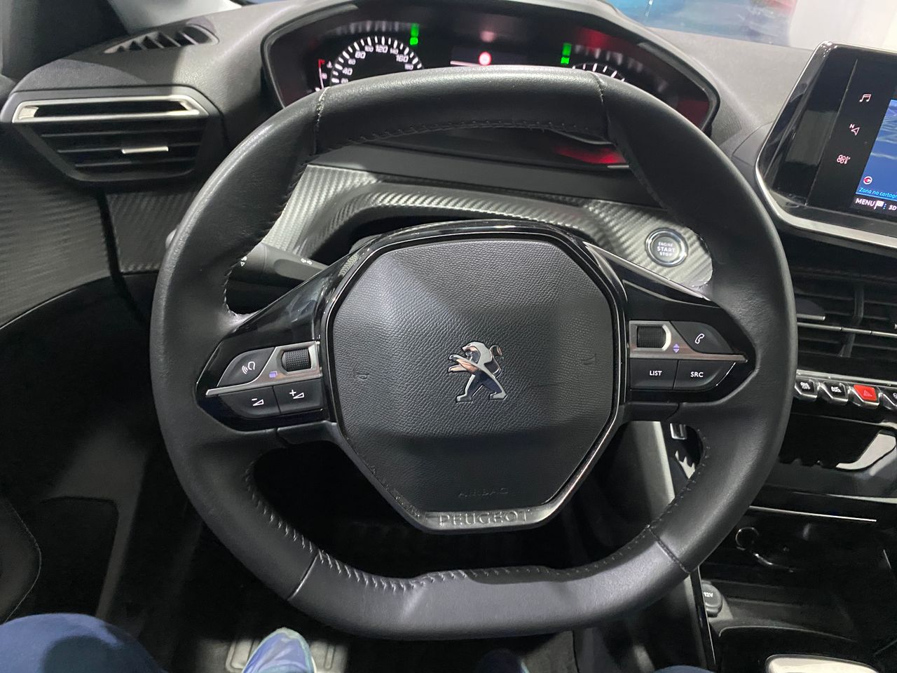 Foto Peugeot 208 18