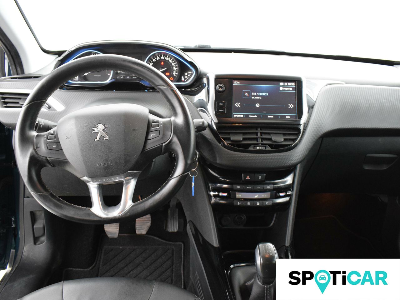 Foto Peugeot 2008 8