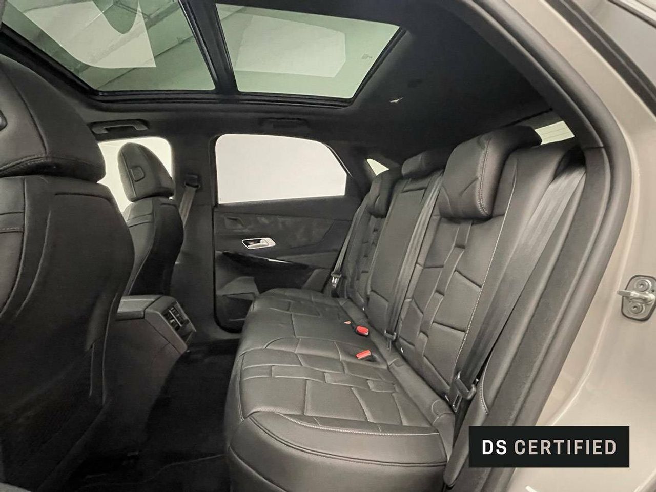 Foto DS Automobiles DS 7 Crossback 10