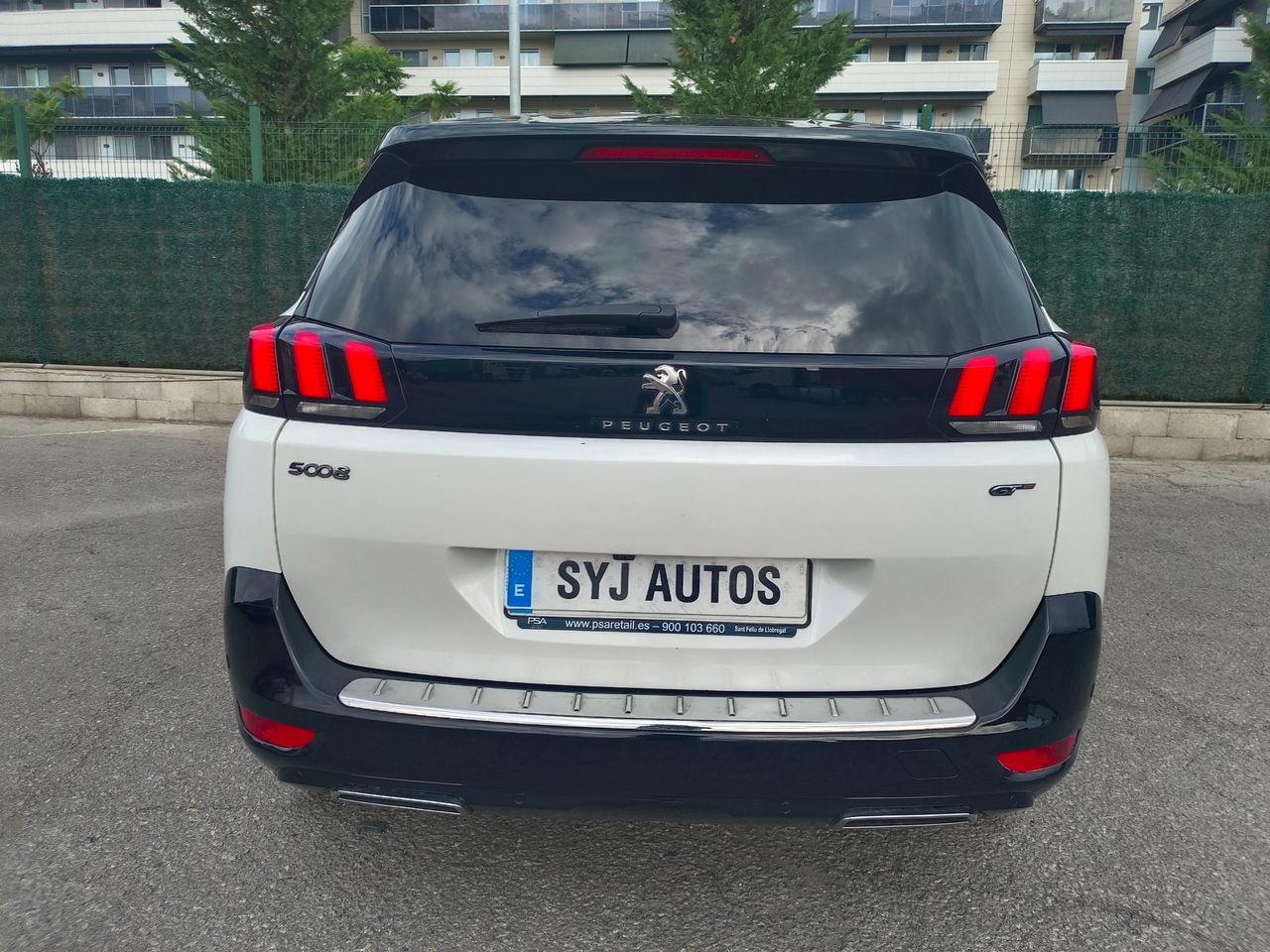 Foto Peugeot 5008 14