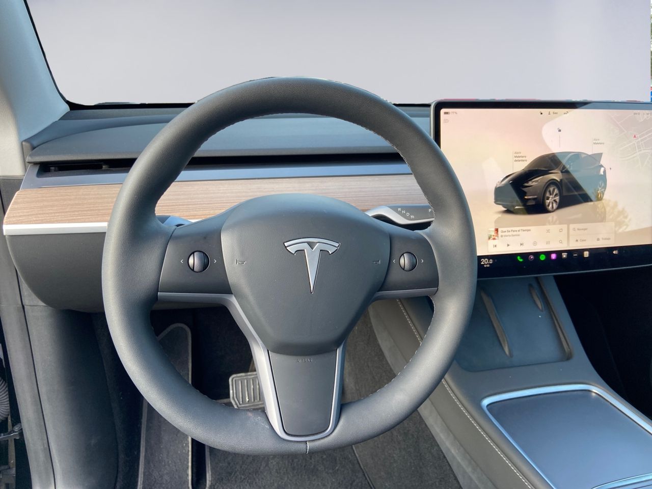 Foto Tesla Model Y 12