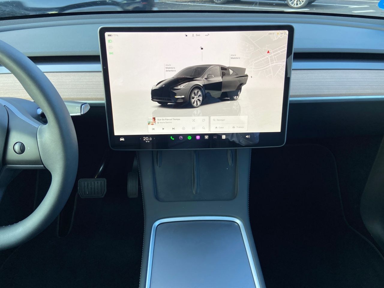 Foto Tesla Model Y 14