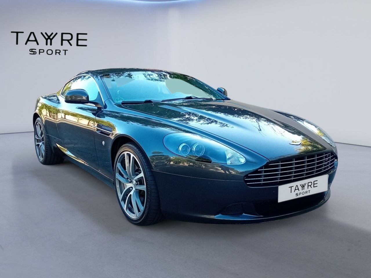 Foto Aston martin DB9 1