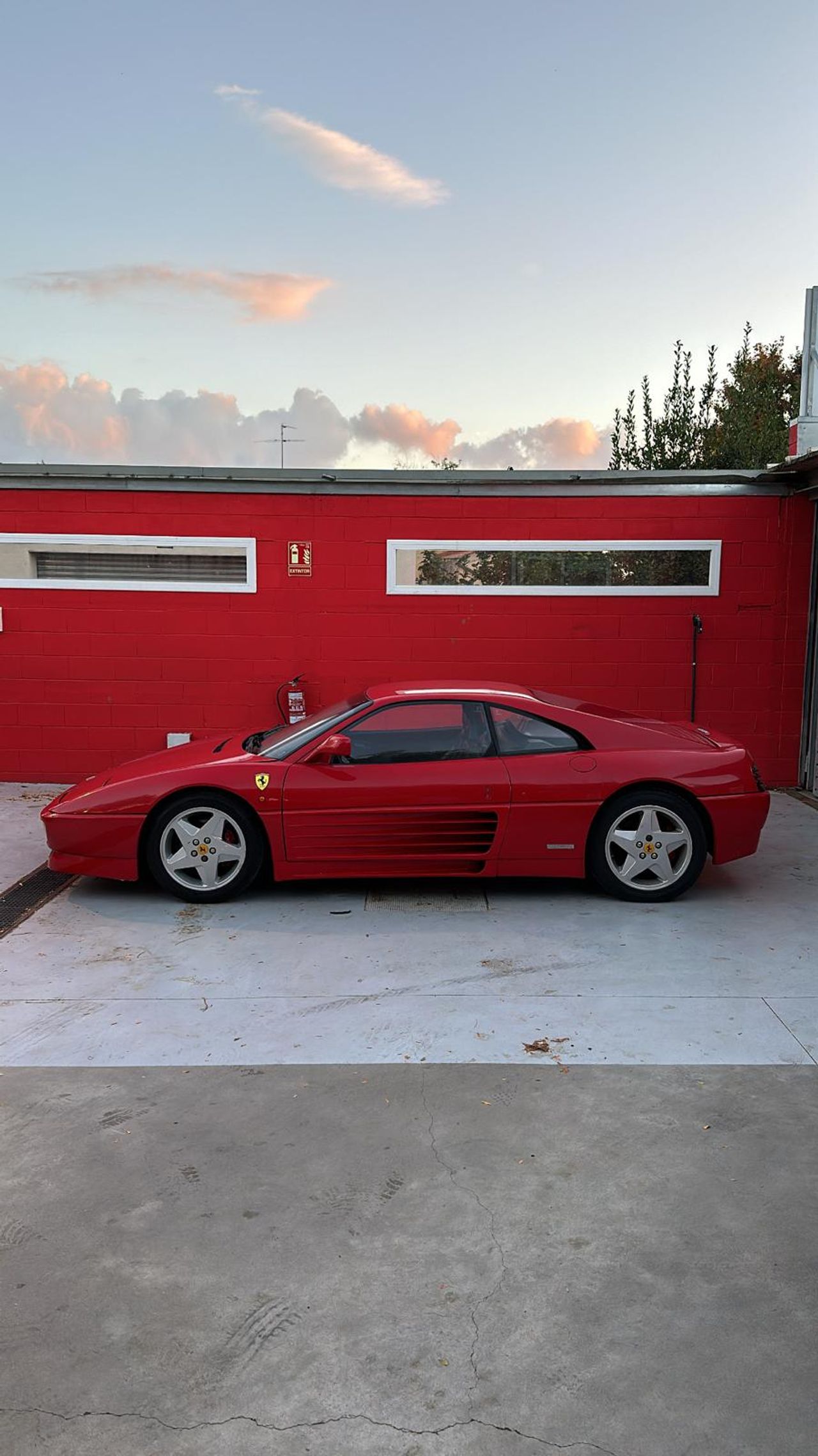 Foto Ferrari 348 6