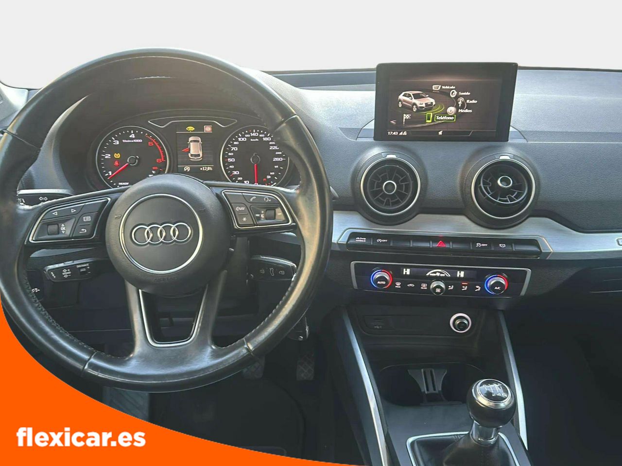 Foto Audi Q2 12