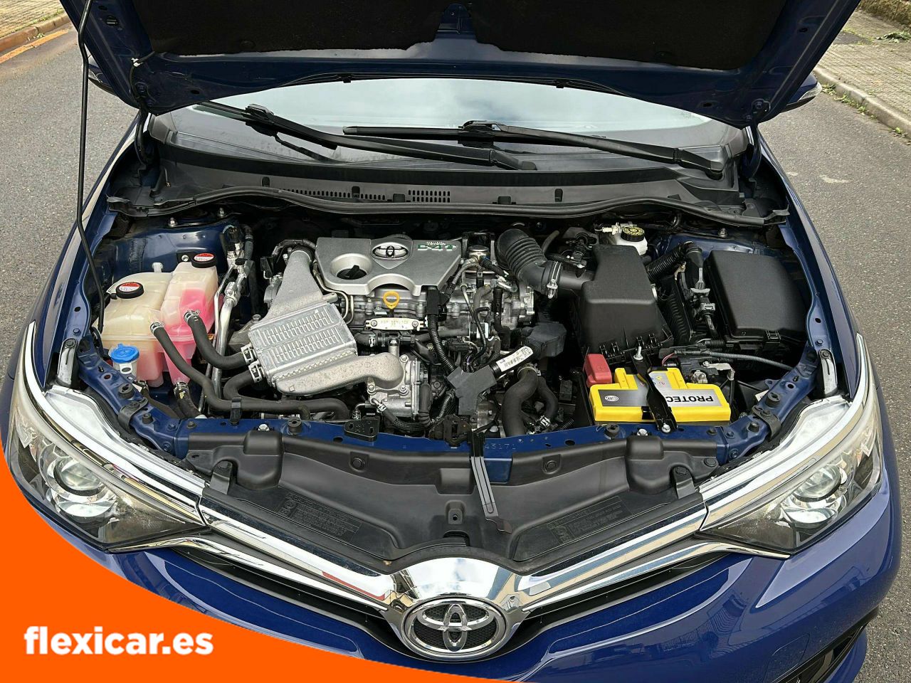 Foto Toyota Auris 25