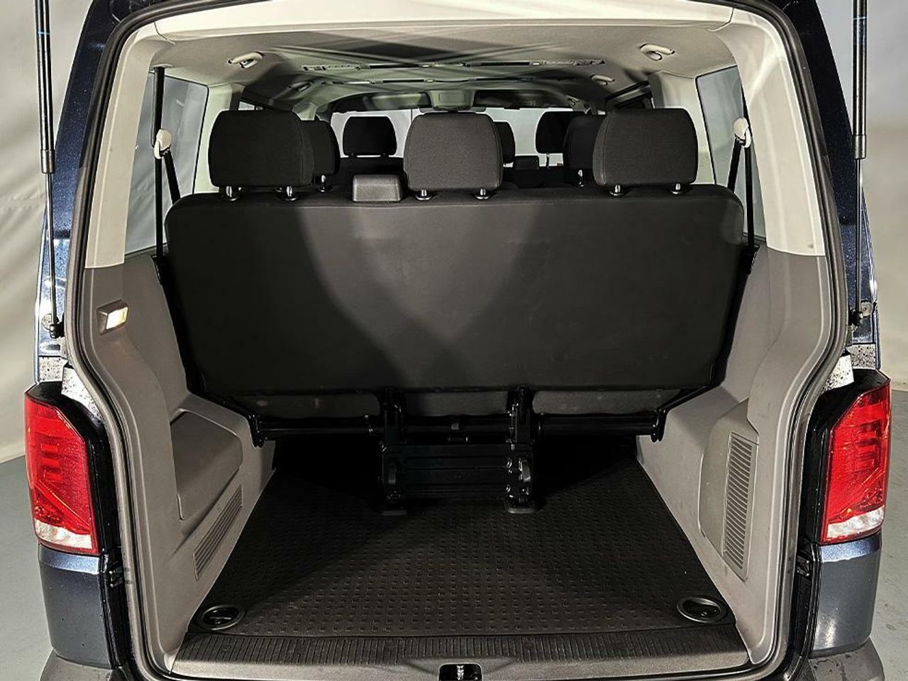 Foto Volkswagen Caravelle 17