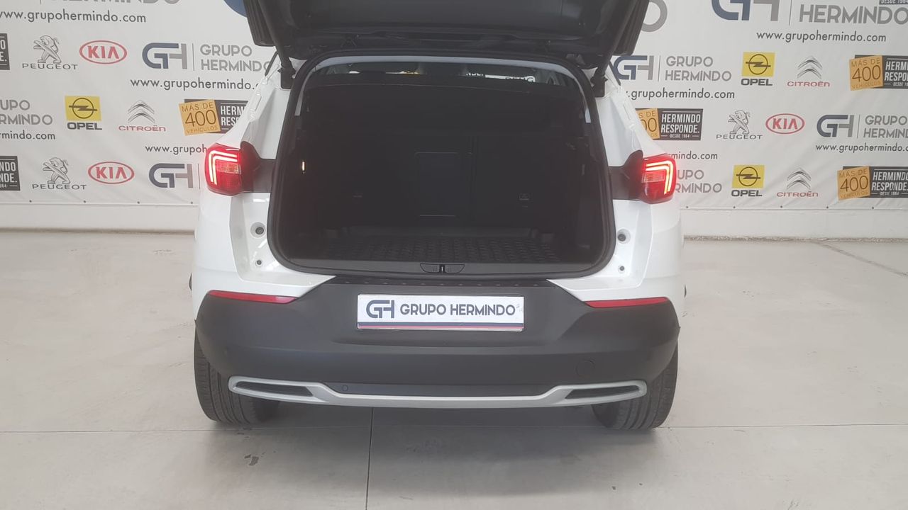 Foto Opel Grandland X 36