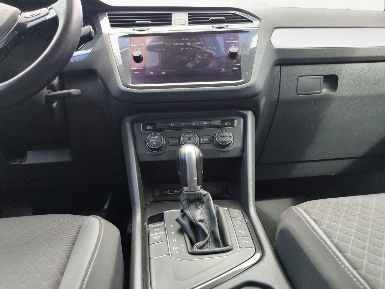 Foto Volkswagen Tiguan 22