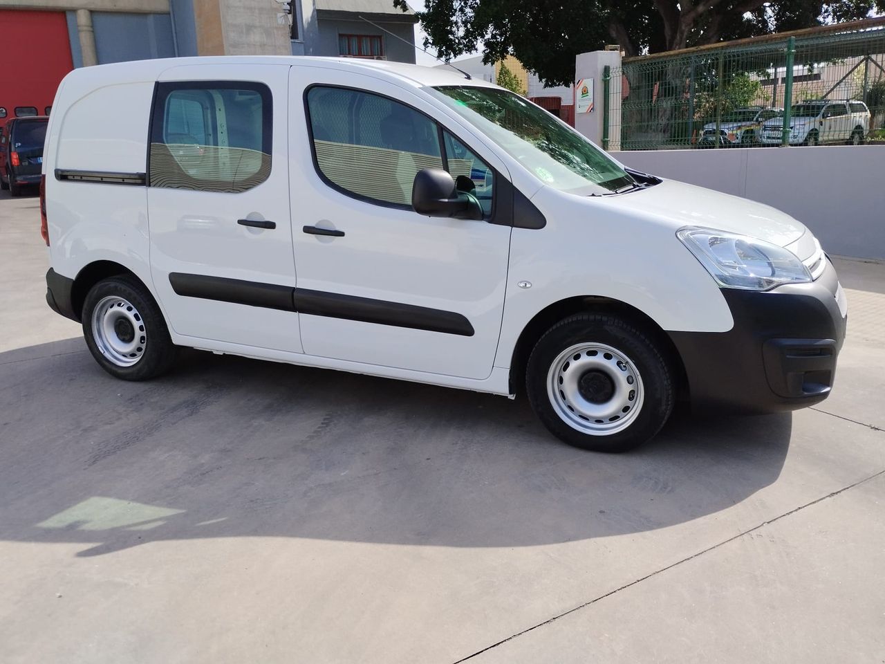 Foto Citroën Berlingo  Furgon 1