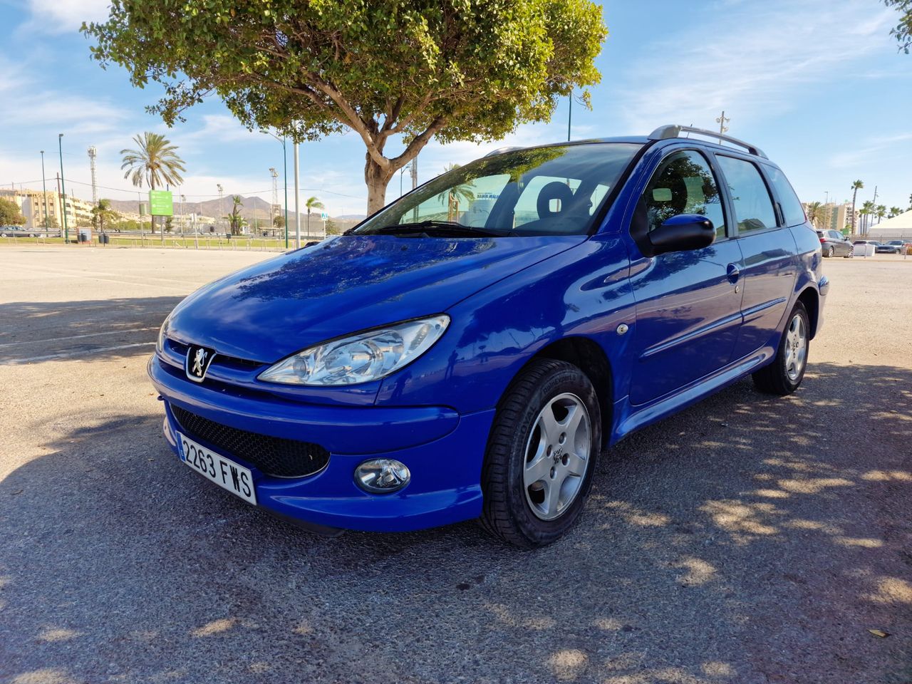 Foto Peugeot 206 SW 3