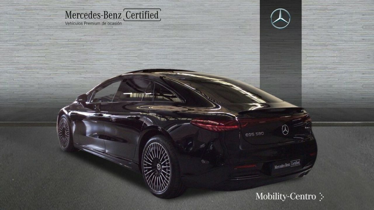 Foto Mercedes-Benz EQS 4