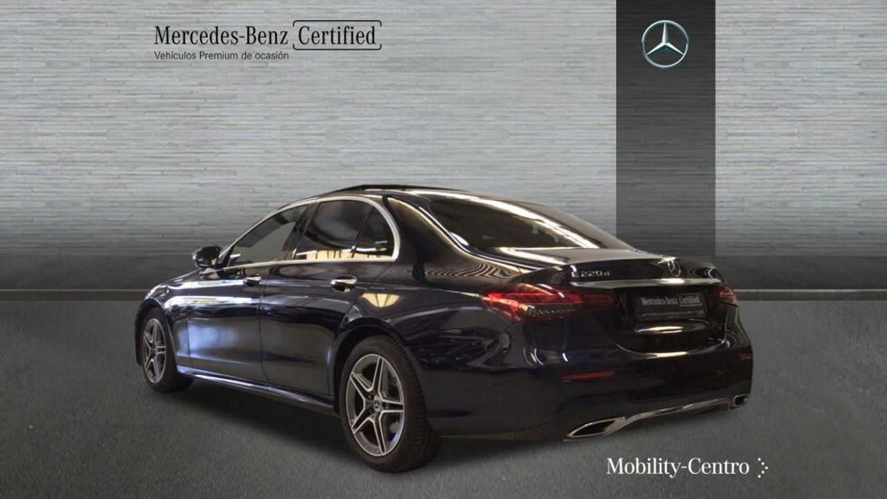 Foto Mercedes-Benz Clase E 4