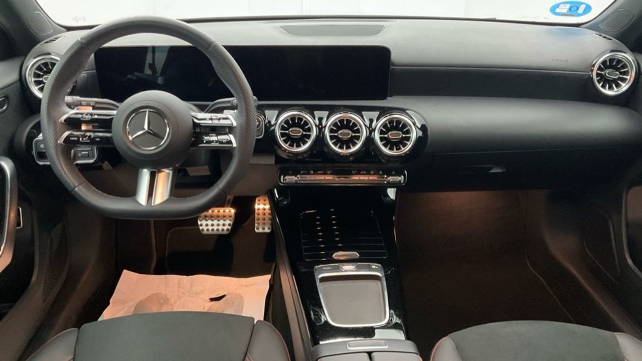 Foto Mercedes-Benz Clase A 8