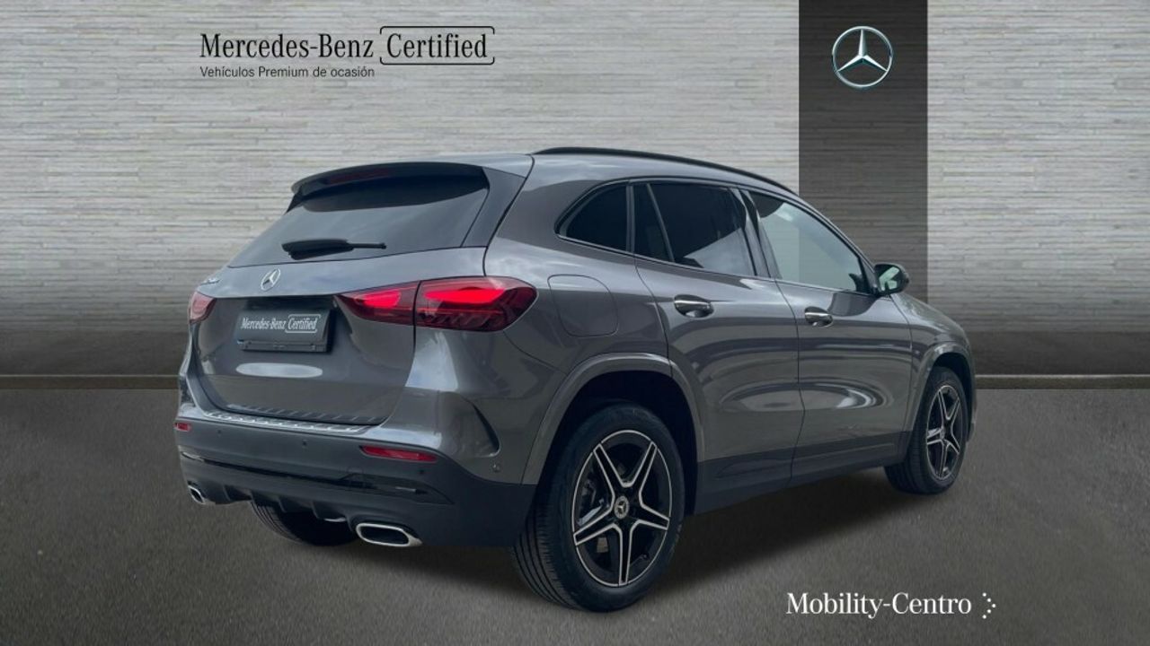 Foto Mercedes-Benz Clase GLA 2