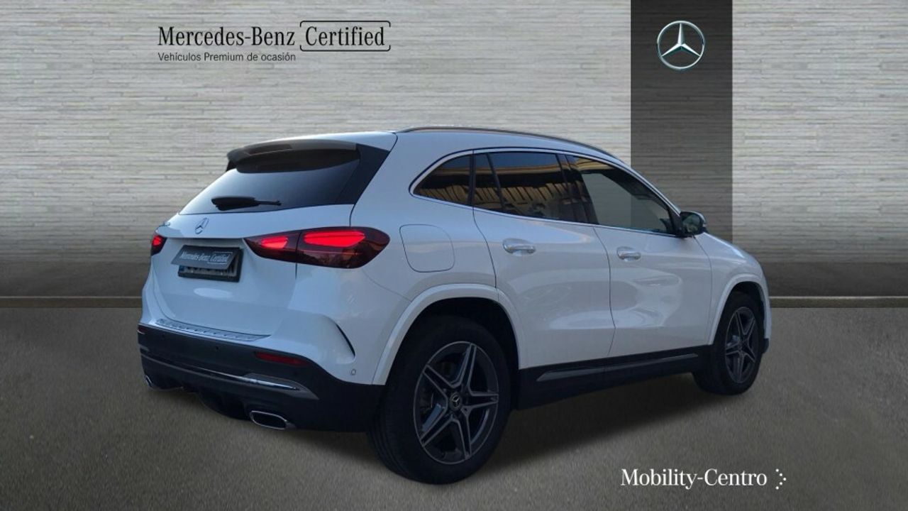 Foto Mercedes-Benz Clase GLA 2