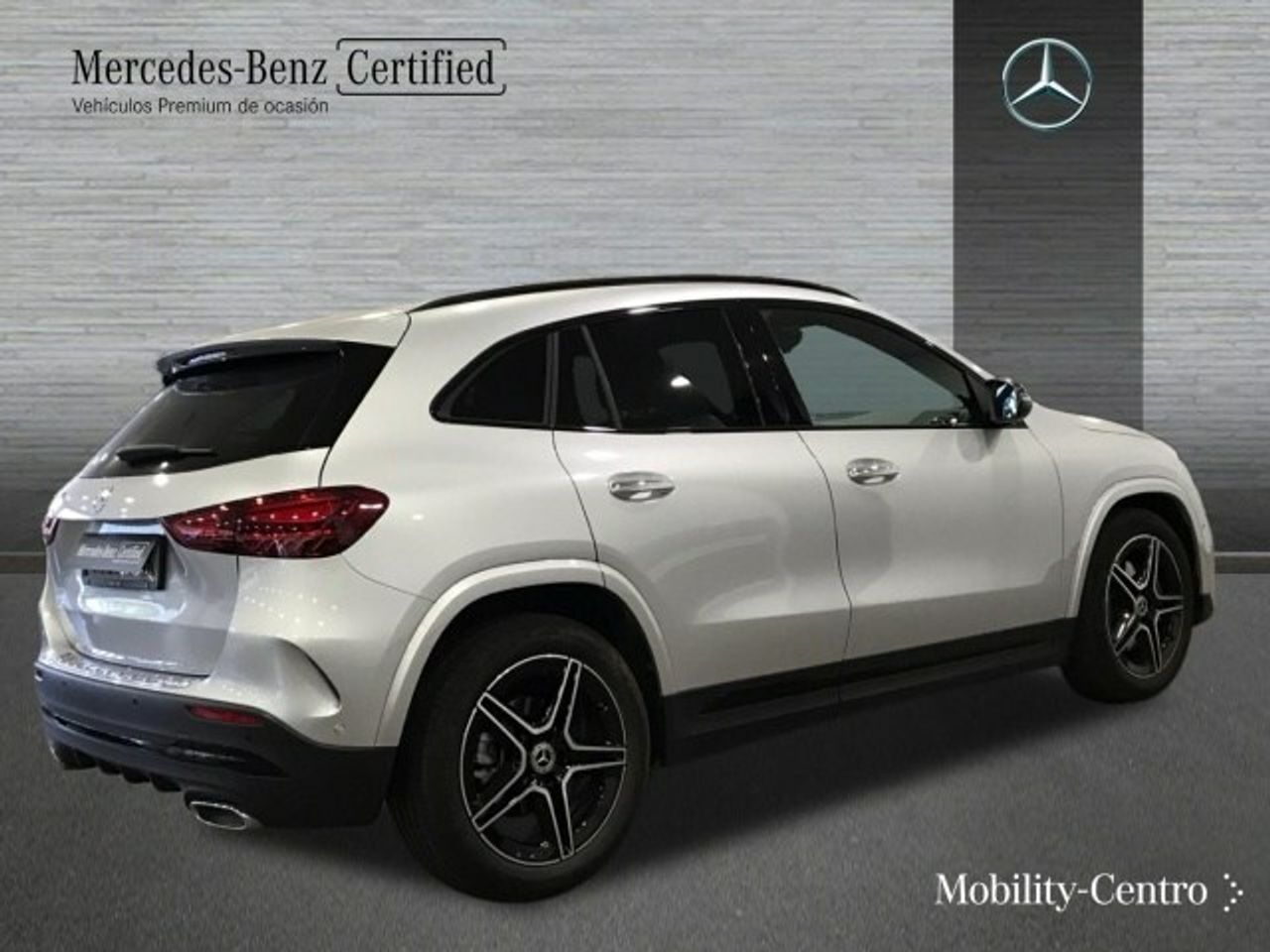 Foto Mercedes-Benz Clase GLA 2