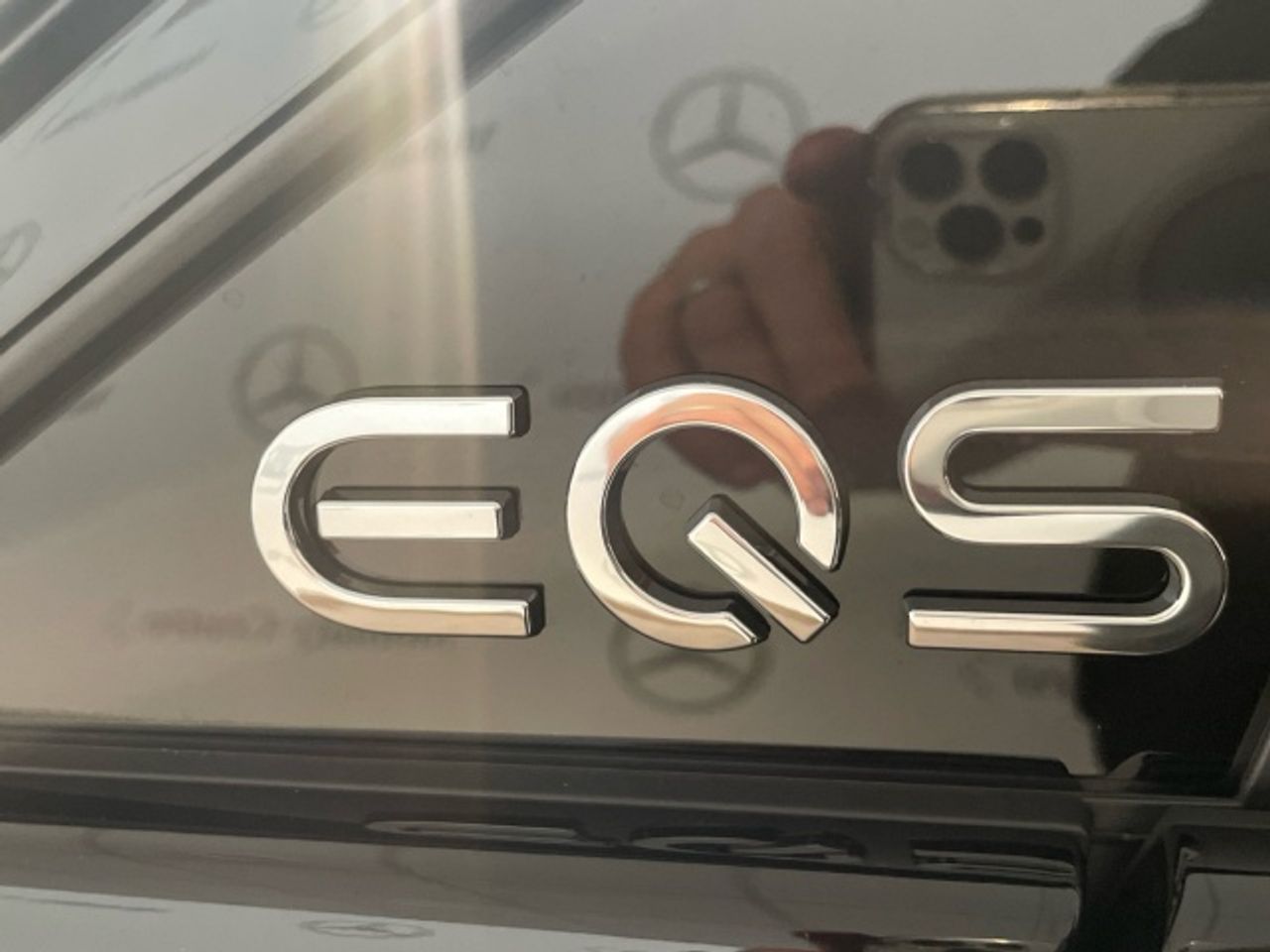 Foto Mercedes-Benz EQS 28