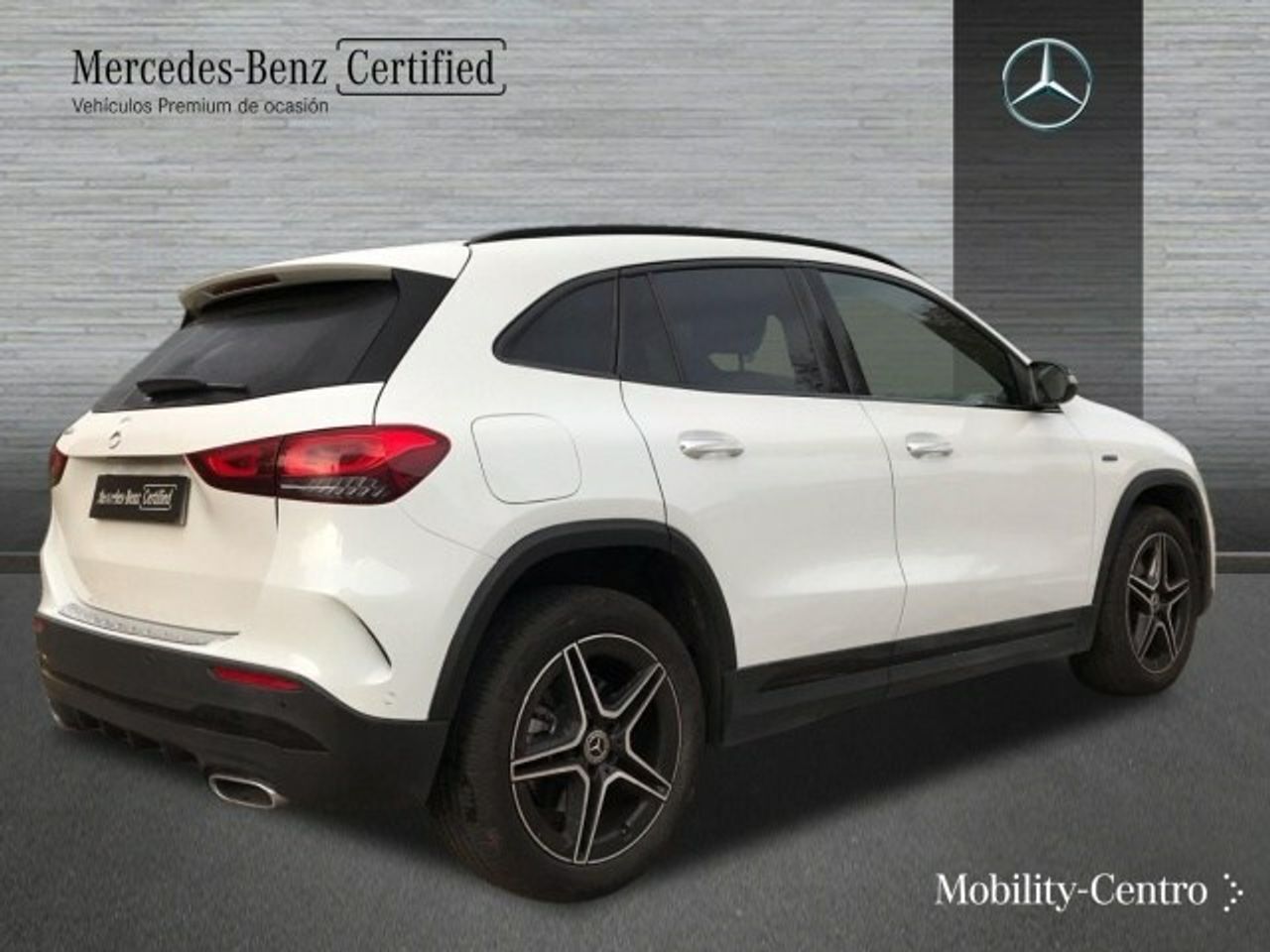 Foto Mercedes-Benz Clase GLA 2