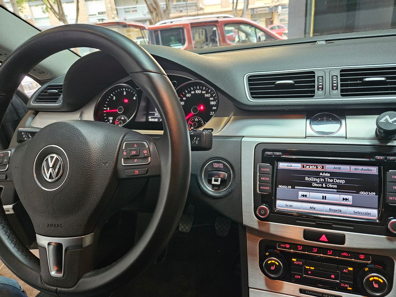 Foto Volkswagen Passat 13