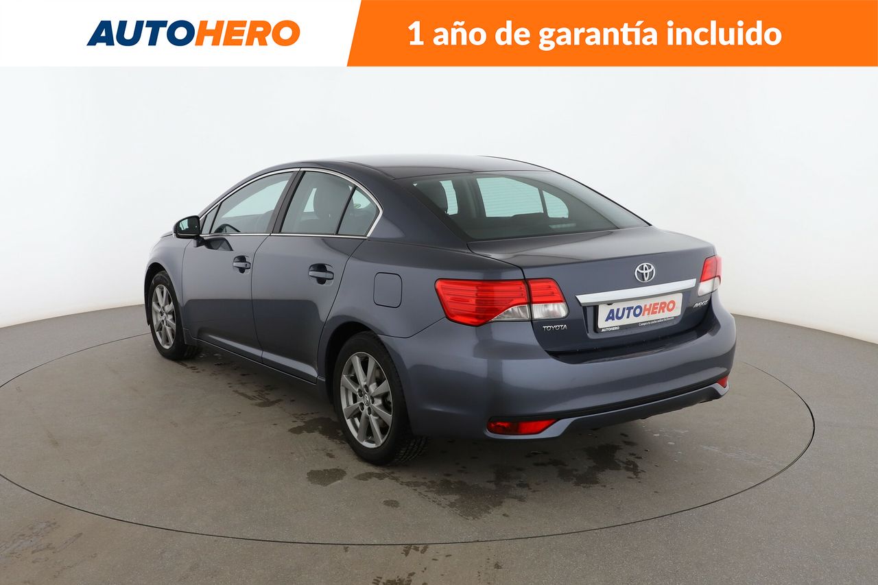 Foto Toyota Avensis 4