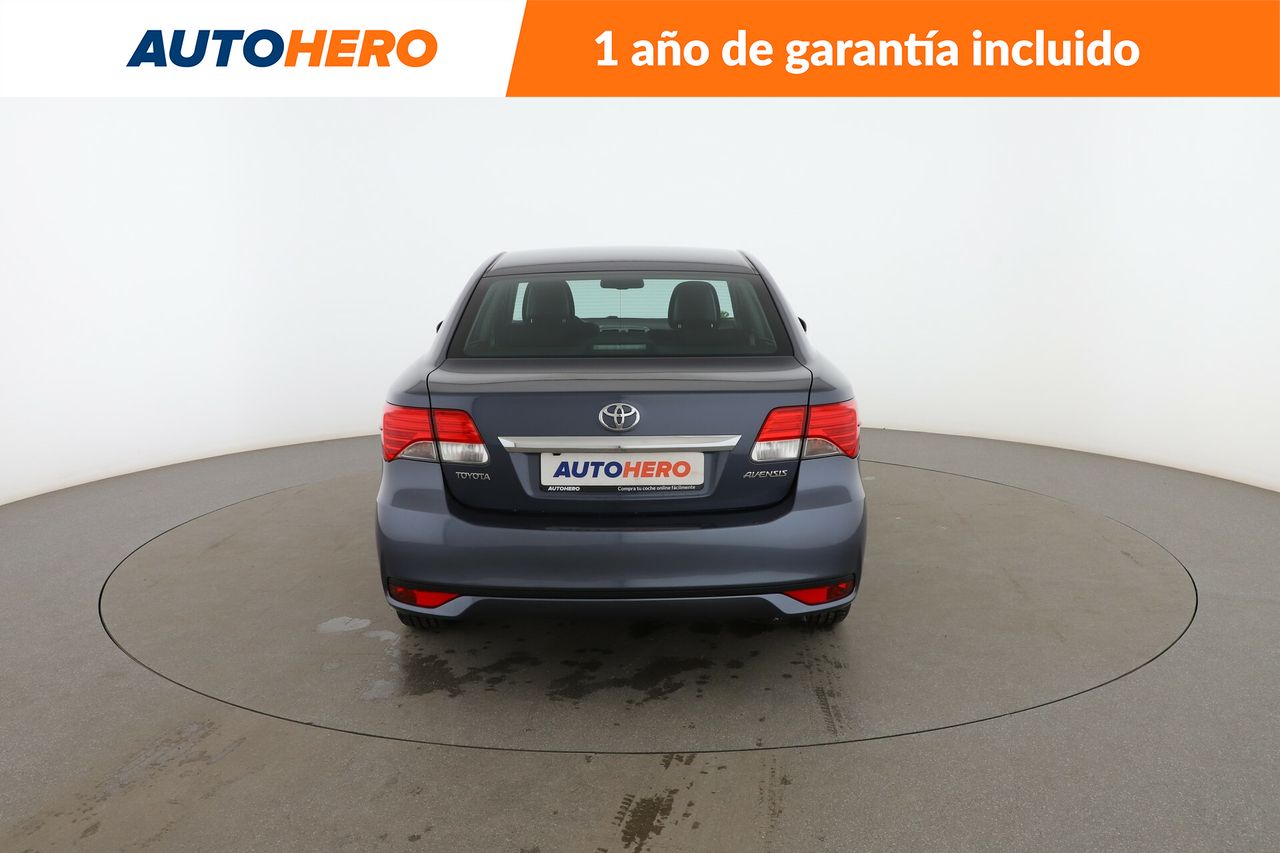 Foto Toyota Avensis 5