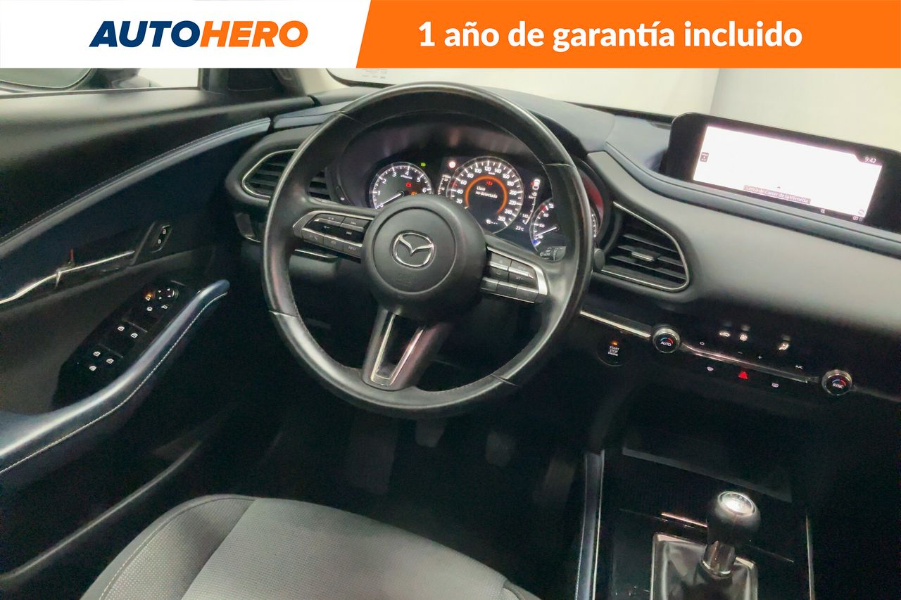 Foto Mazda CX-30 13