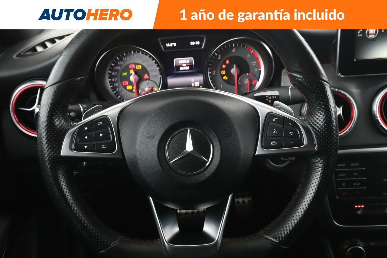 Foto Mercedes-Benz Clase CLA 19