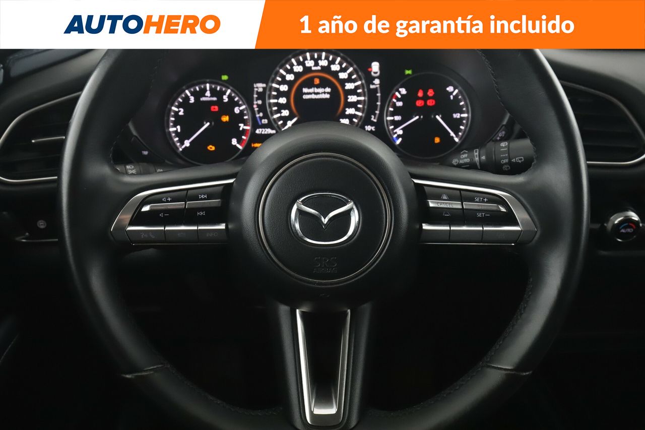 Foto Mazda CX-30 19