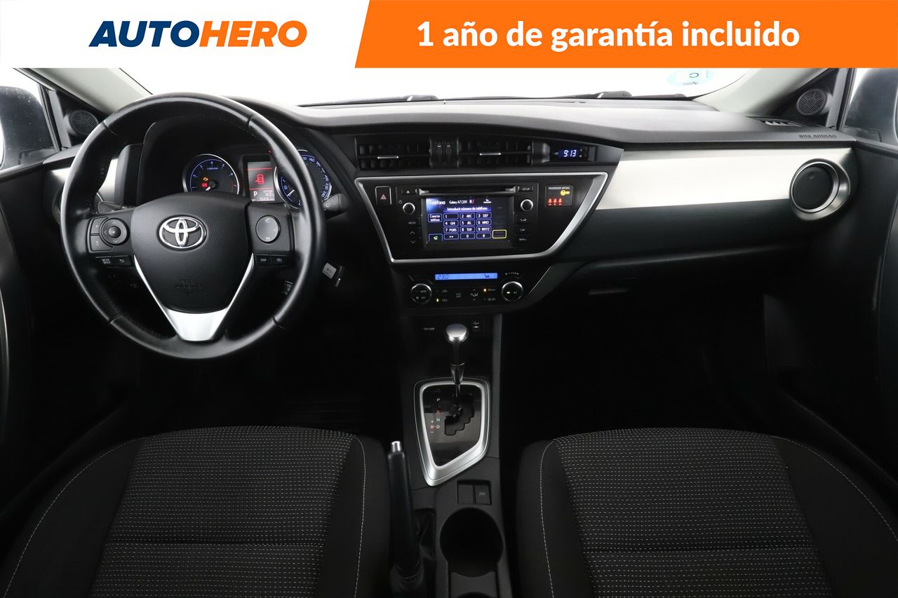 Foto Toyota Auris 13