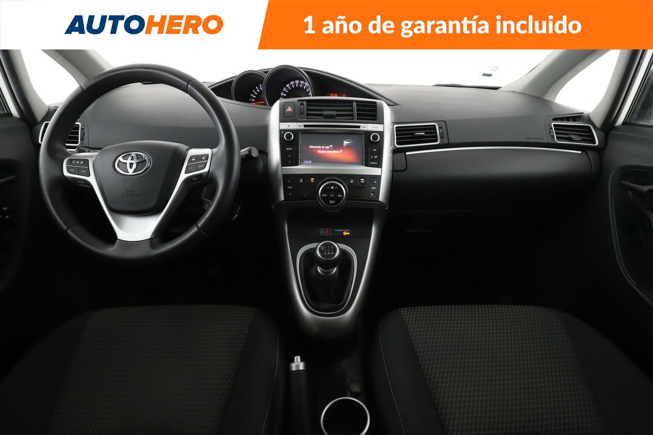 Foto Toyota Corolla Verso 13