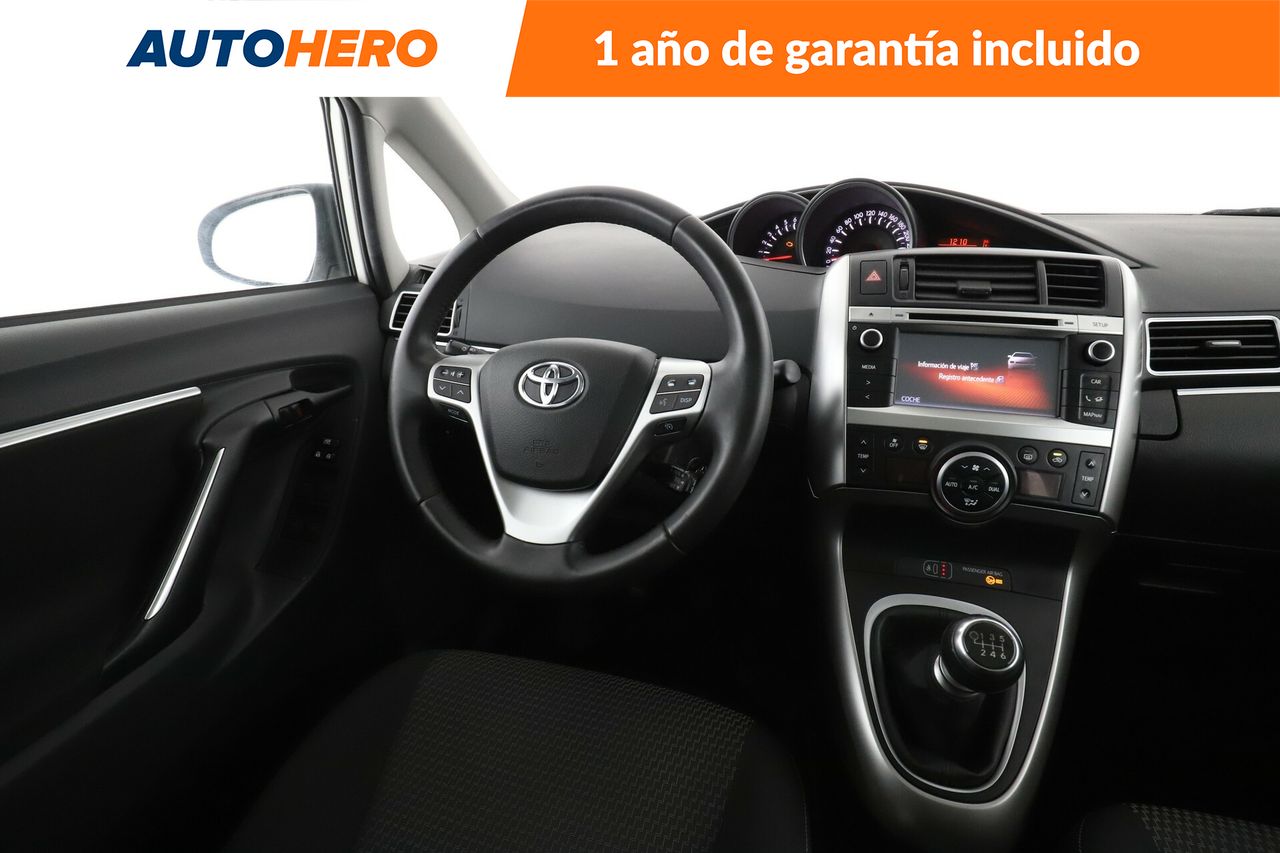 Foto Toyota Corolla Verso 14