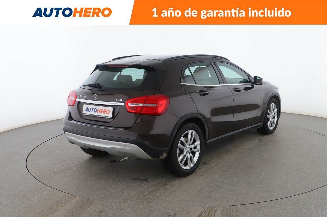 Foto Mercedes-Benz Clase GLA 6